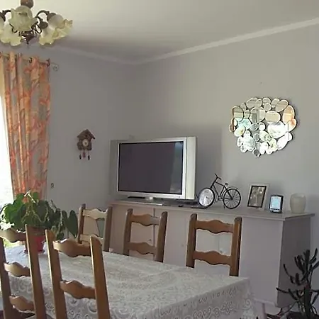 Nocleg ze śniadaniem D'hotes Le Belvedere 2*