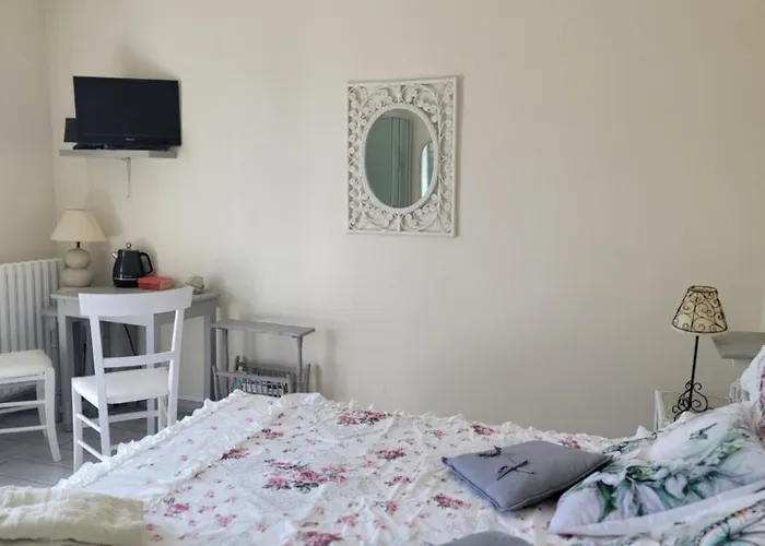 D'hotes Le Belvedere 2*